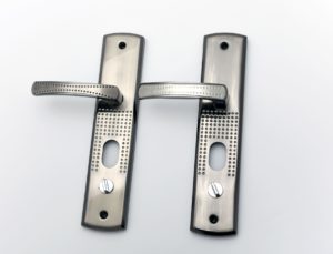 Hisec kilincs vilagito