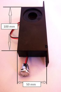 Hisec Csengő és elemtartó ajtóba épített